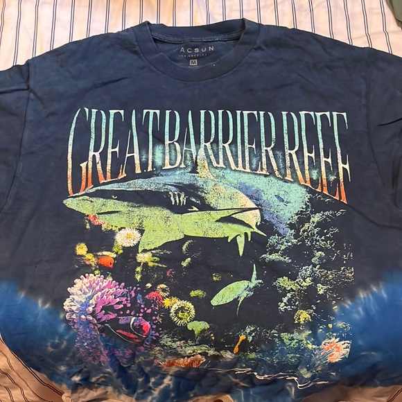 Great Barrier Reefs Graphic Tee - Picture 1 of 1